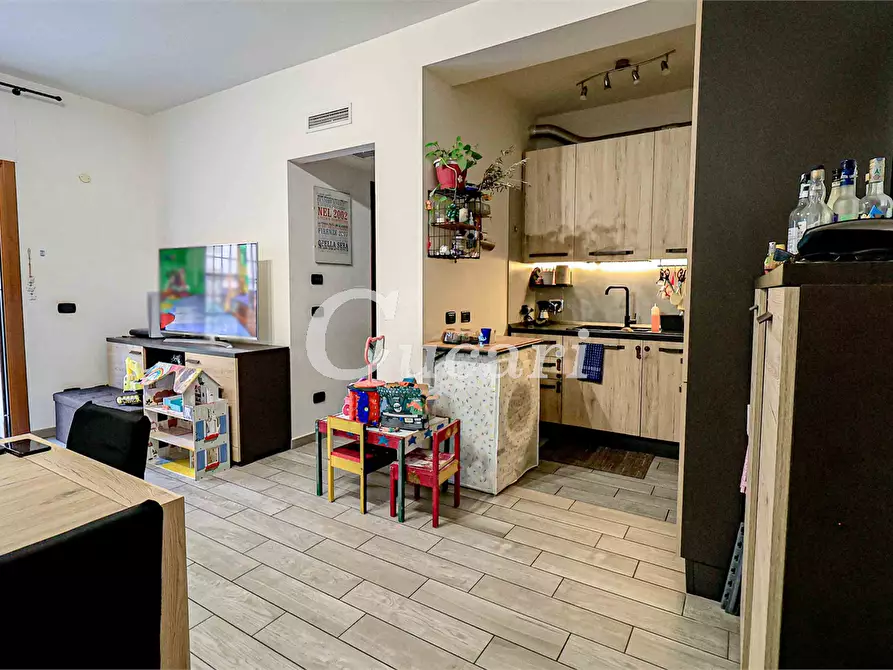 Immagine 27 di Bilocale in vendita  in via xxv luglio a Grottaferrata