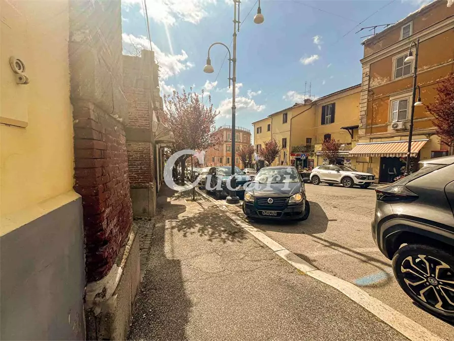 Immagine 23 di Negozio in affitto  in Via sebastiano silvestri  a Genzano Di Roma