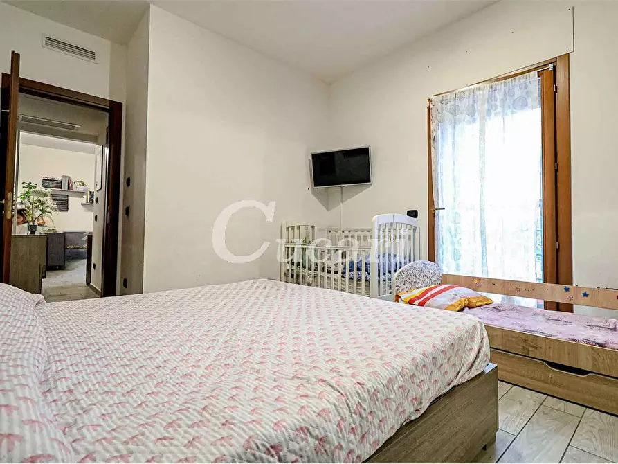 Immagine 9 di Bilocale in vendita  in via xxv luglio a Grottaferrata