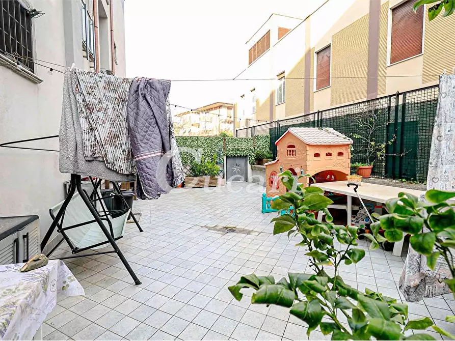 Immagine 32 di Bilocale in vendita  in via xxv luglio a Grottaferrata