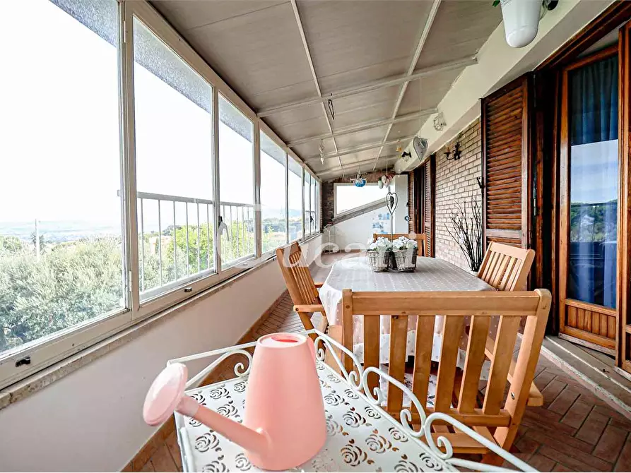 Immagine 29 di Attico in affitto  in via umberto pavone a Grottaferrata