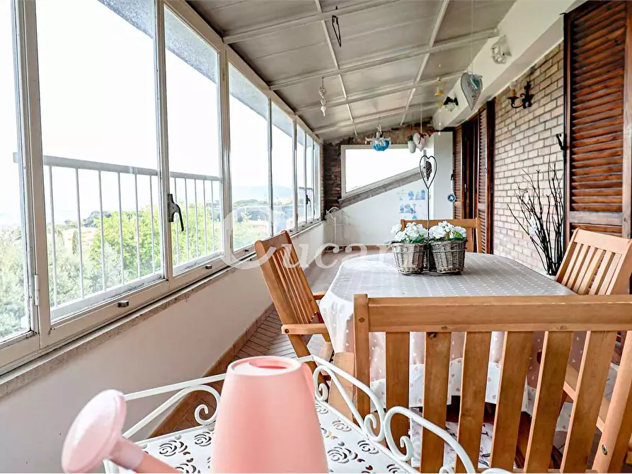 Immagine 30 di Attico in affitto  in via umberto pavone a Grottaferrata