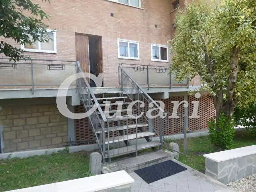 Immagine 44 di Attico in affitto  in via umberto pavone a Grottaferrata