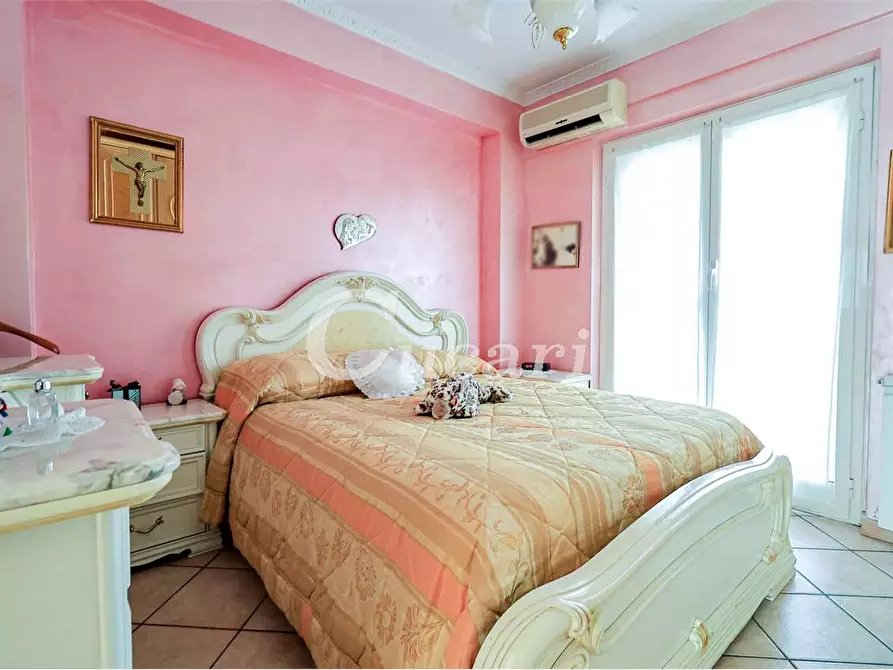 Immagine 21 di Villetta a schiera in vendita  in Via Palagonia a Roma