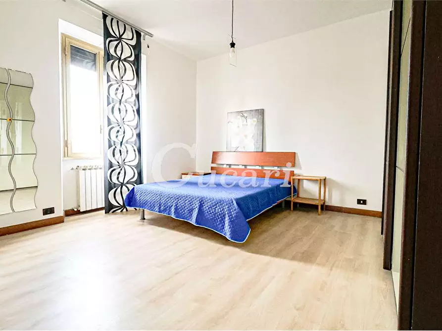 Immagine 12 di Bilocale in vendita  in Via del Divino Amore  a Marino