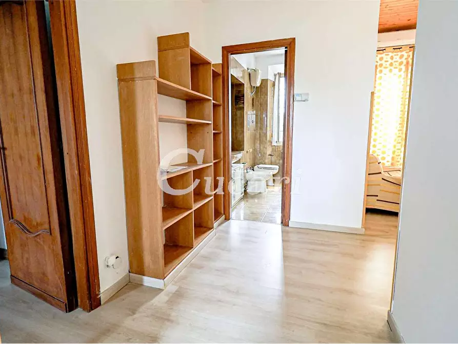 Immagine 27 di Bilocale in vendita  in Via del Divino Amore  a Marino