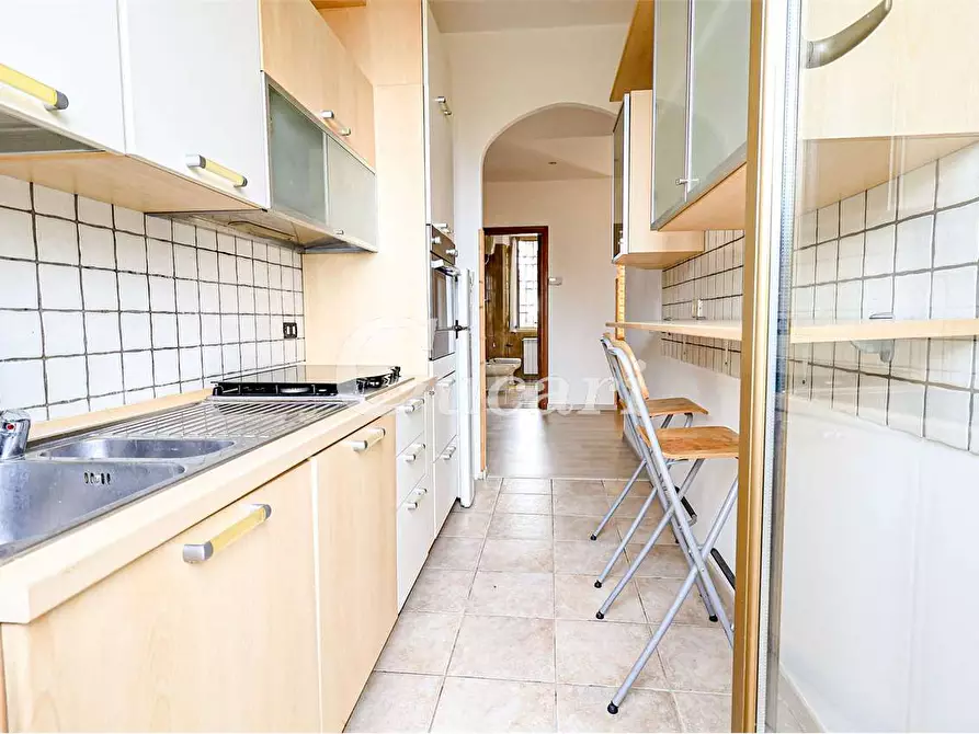 Immagine 8 di Bilocale in vendita  in Via del Divino Amore  a Marino