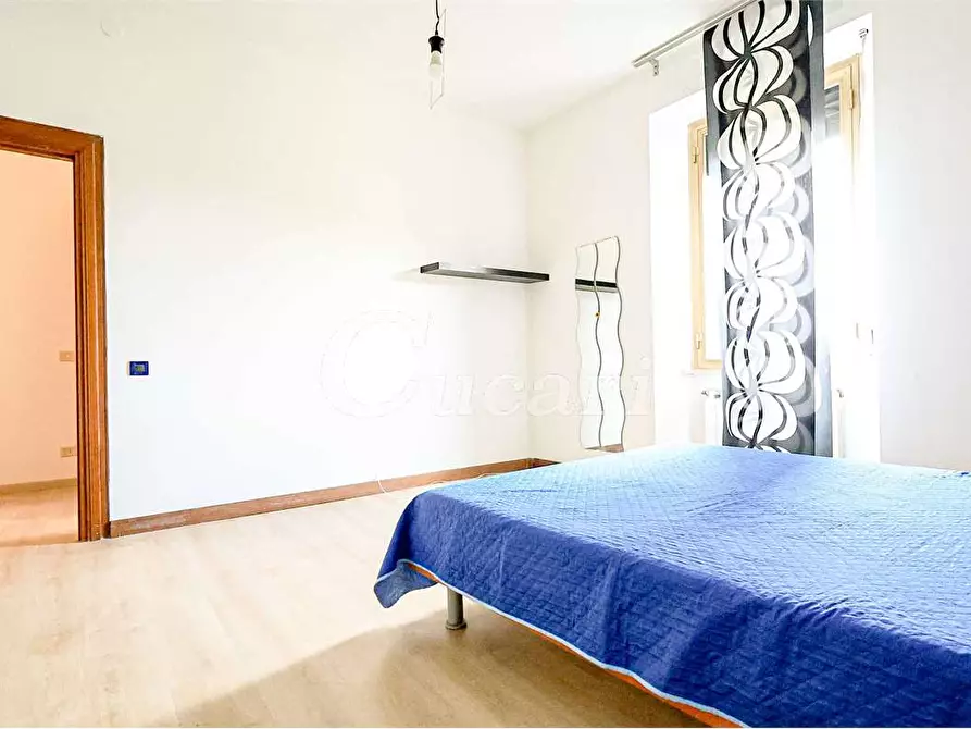 Immagine 14 di Bilocale in vendita  in Via del Divino Amore  a Marino