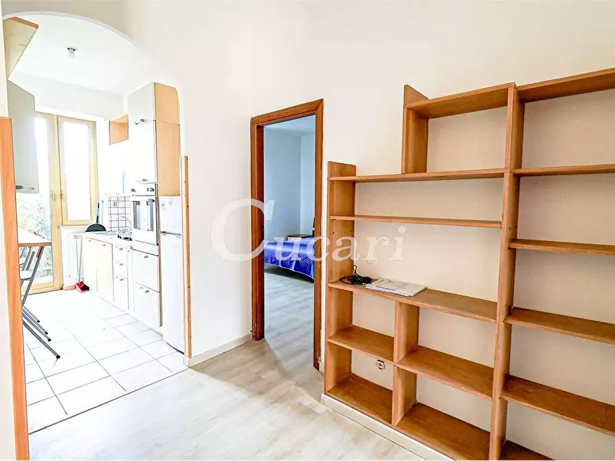 Immagine 11 di Bilocale in vendita  in Via del Divino Amore  a Marino