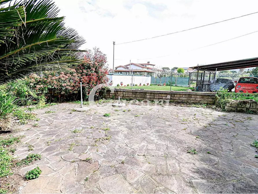 Immagine 21 di Bilocale in vendita  in Via del Divino Amore  a Marino