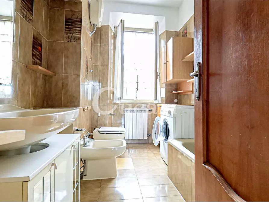 Immagine 16 di Bilocale in vendita  in Via del Divino Amore  a Marino