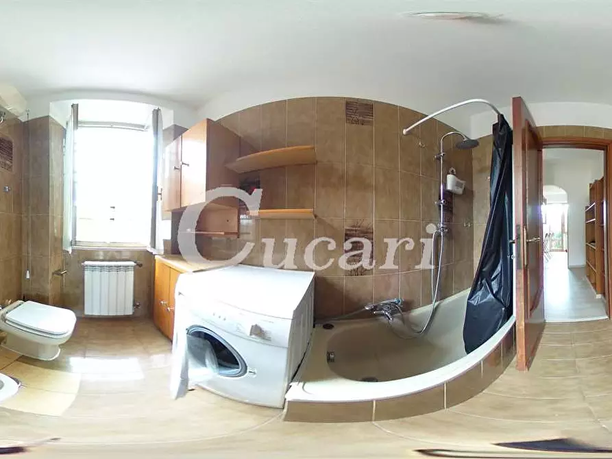 Immagine 36 di Bilocale in vendita  in Via del Divino Amore  a Marino