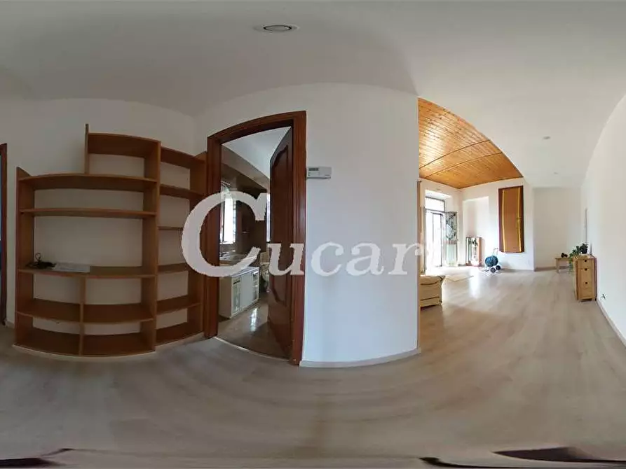 Immagine 38 di Bilocale in vendita  in Via del Divino Amore  a Marino