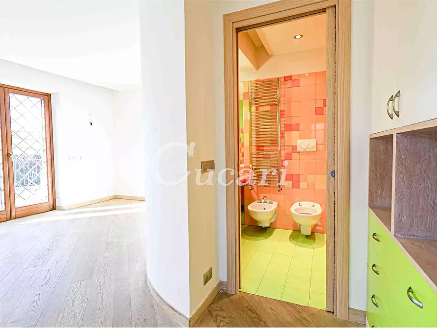 Immagine 11 di Casa bifamiliare in vendita  in Via Enrico Fermi a Frascati