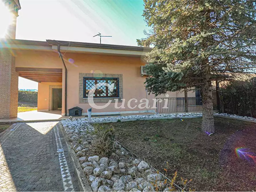 Immagine 45 di Casa bifamiliare in vendita  in Via Enrico Fermi a Frascati