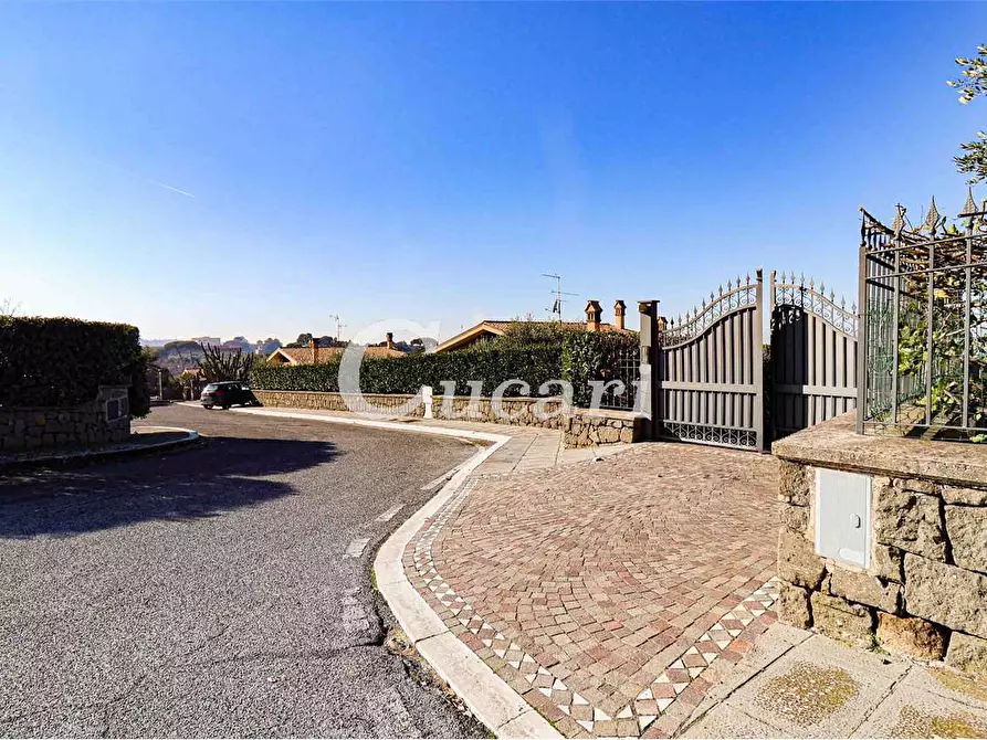 Immagine 74 di Casa bifamiliare in vendita  in Via Enrico Fermi a Frascati