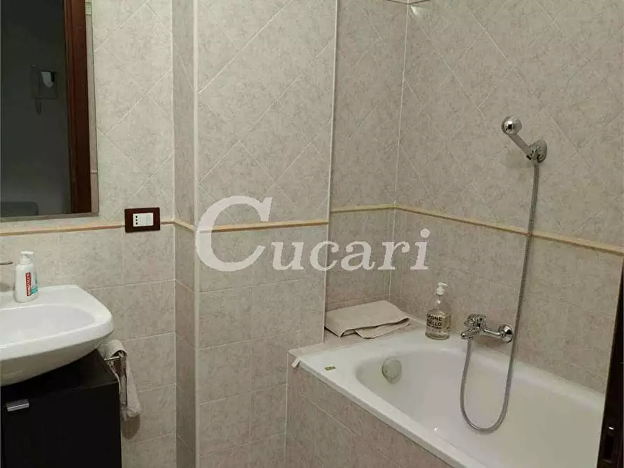 Immagine 6 di Trilocale in affitto  a Colonna