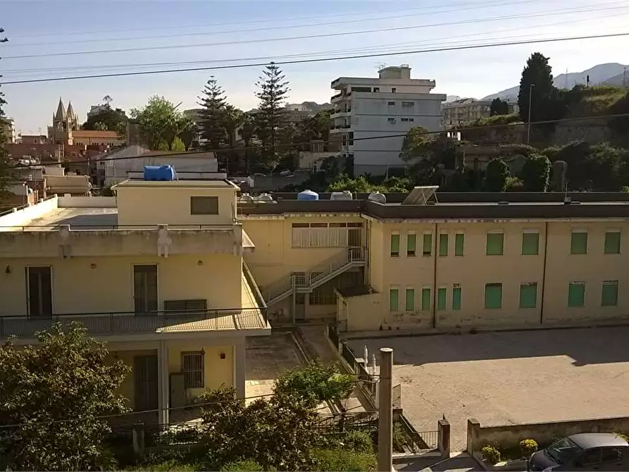 Immagine 3 di Appartamento in vendita  a Messina