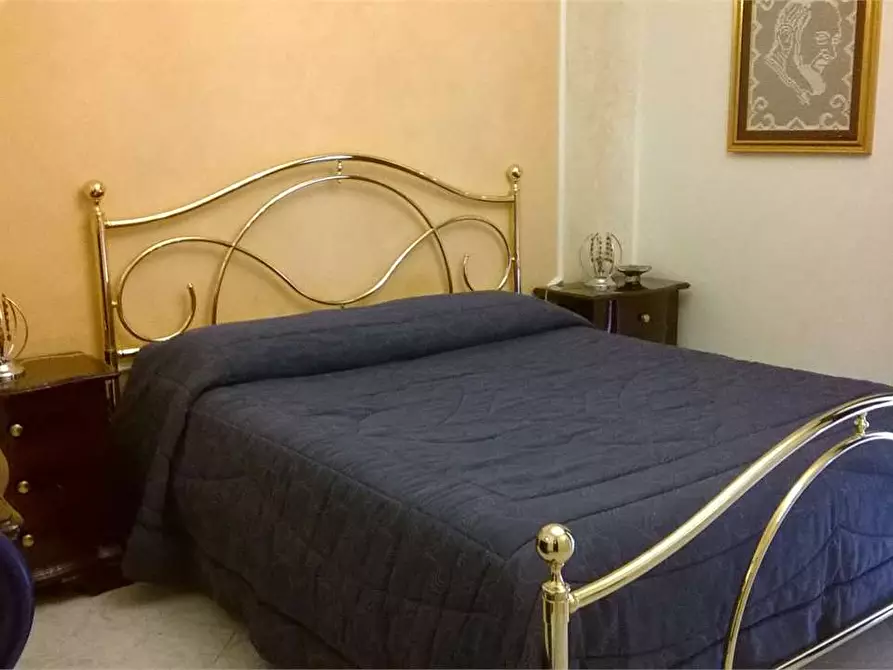 Immagine 12 di Appartamento in vendita  a Messina