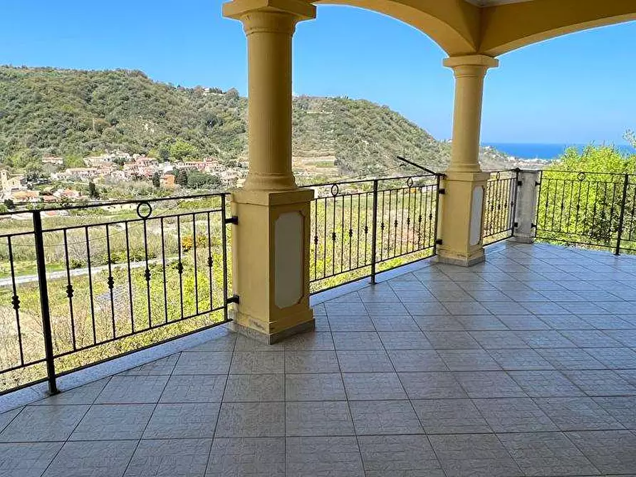 Immagine 5 di Villa in vendita  a Saponara