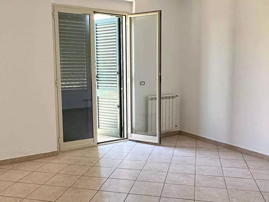 Immagine 23 di Villa in vendita  a Saponara