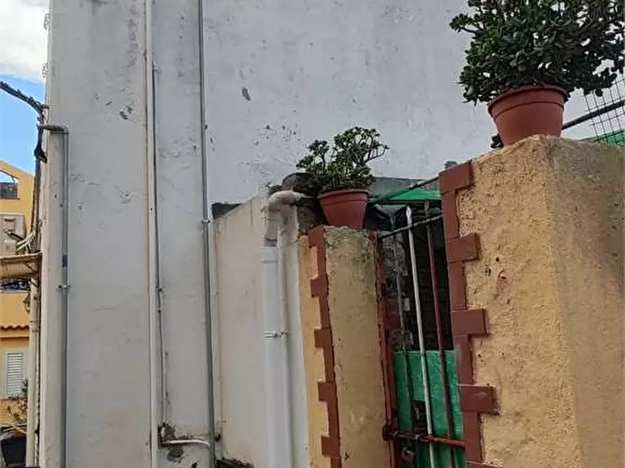 Immagine 6 di Casa indipendente in vendita  a Messina