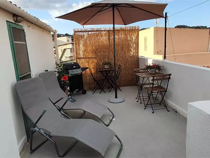 Immagine 12 di Casa indipendente in vendita  a Messina