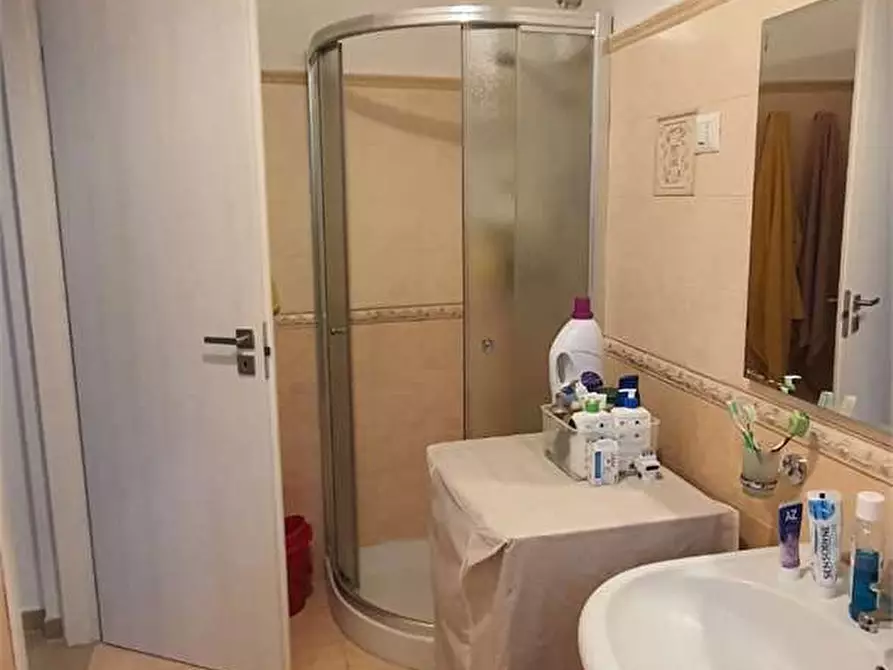 Immagine 17 di Casa indipendente in vendita  a Messina