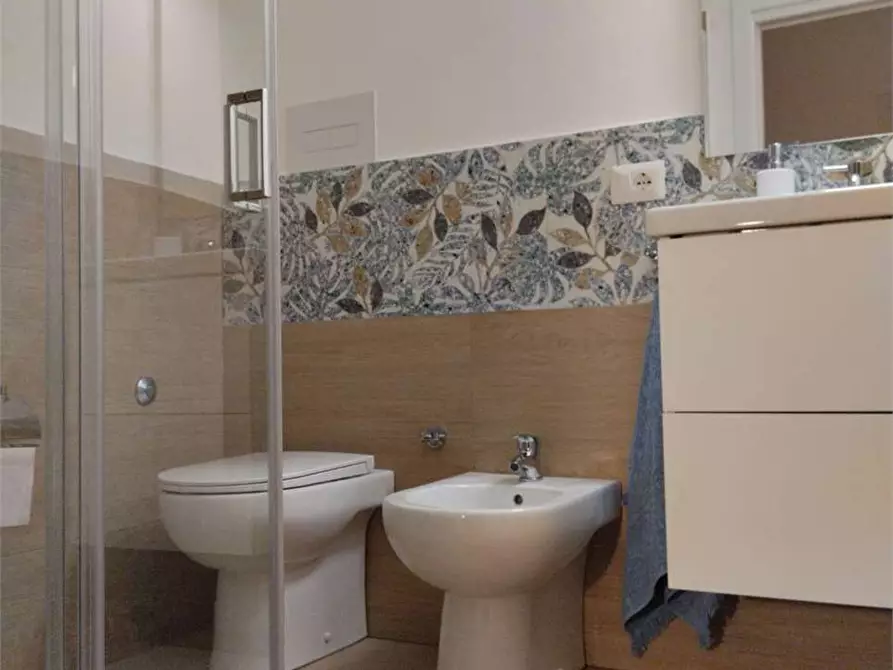 Immagine 26 di Casa indipendente in vendita  a Messina