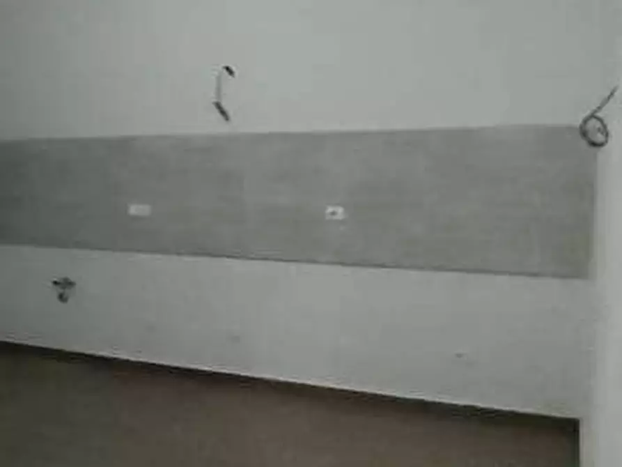 Immagine 5 di Trilocale in affitto  a Messina