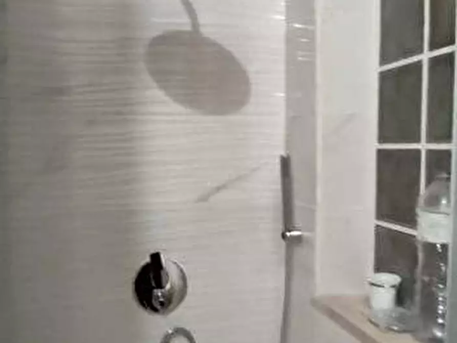 Immagine 8 di Trilocale in affitto  a Messina