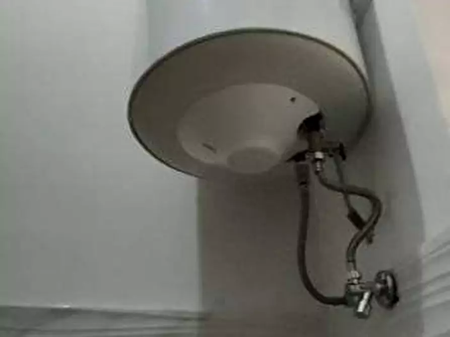 Immagine 10 di Trilocale in affitto  a Messina