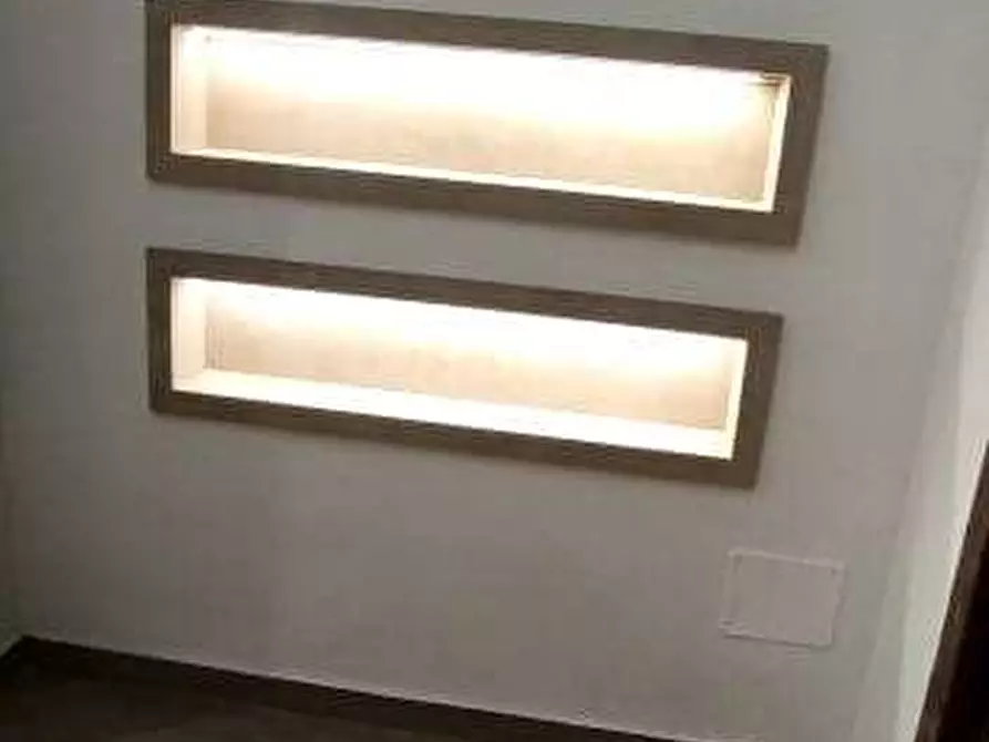 Immagine 13 di Trilocale in affitto  a Messina