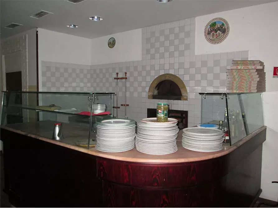 Immagine 5 di Hotel in vendita  in strada dei laghi 2 a Terenzo