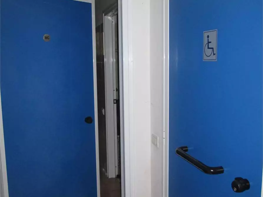 Immagine 14 di Hotel in vendita  in strada dei laghi 2 a Terenzo