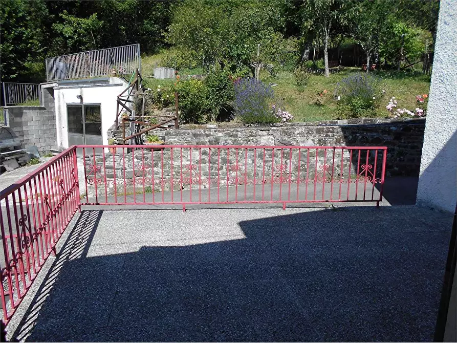 Immagine 4 di Casa bifamiliare in vendita  a Berceto