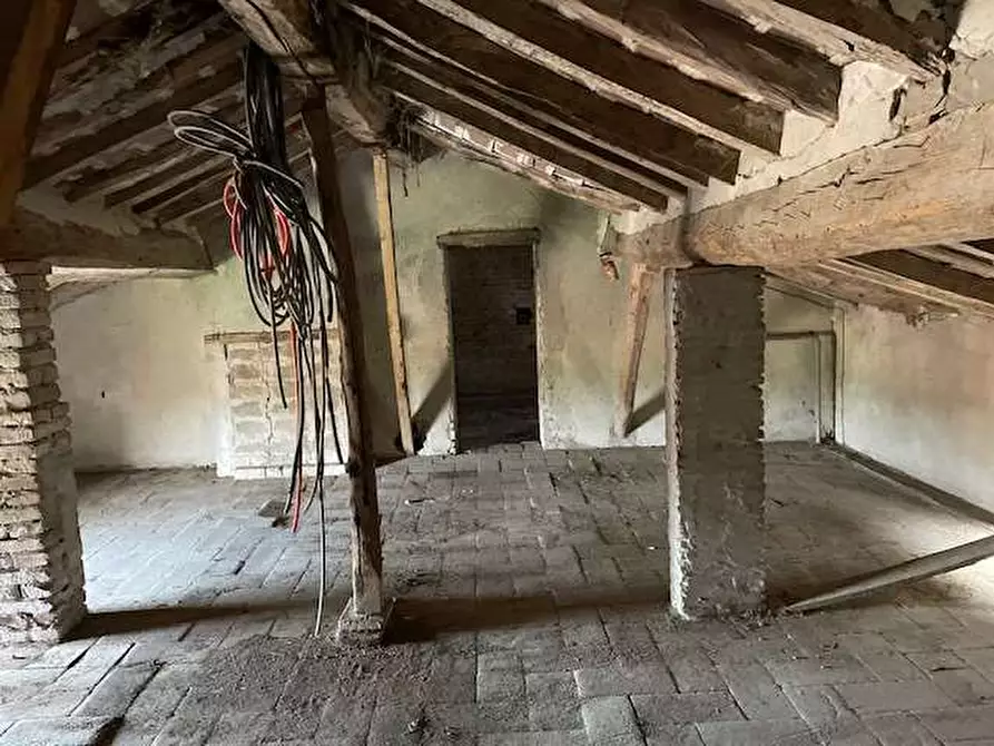 Immagine 21 di Rustico / casale in vendita  in VIA CREMONESE a Parma