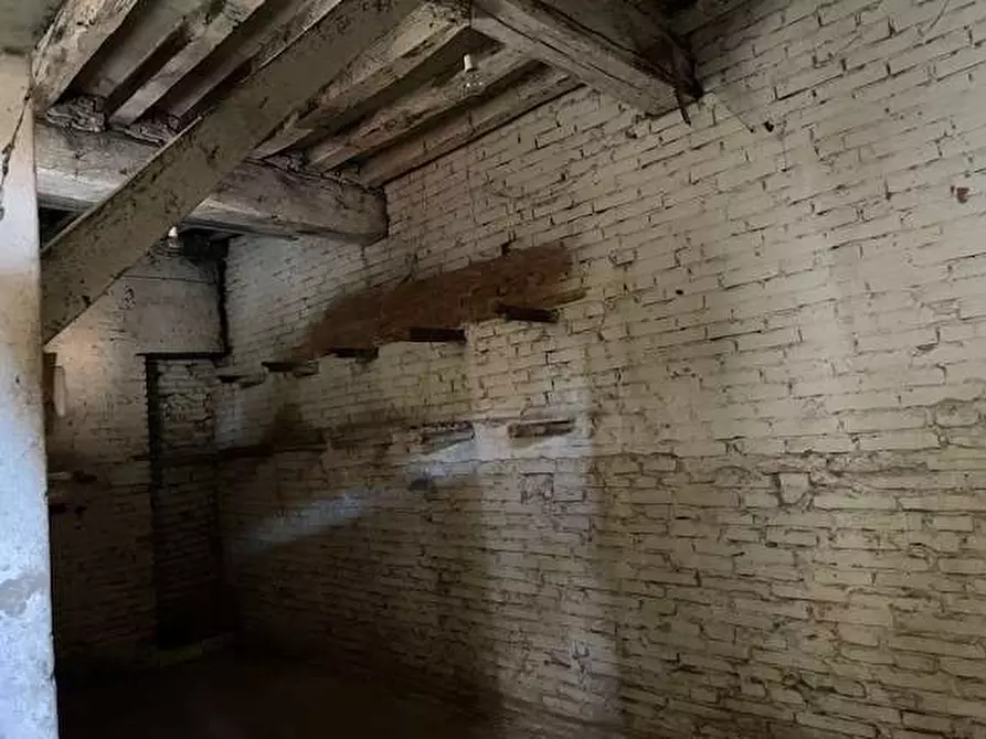 Immagine 26 di Rustico / casale in vendita  in VIA CREMONESE a Parma