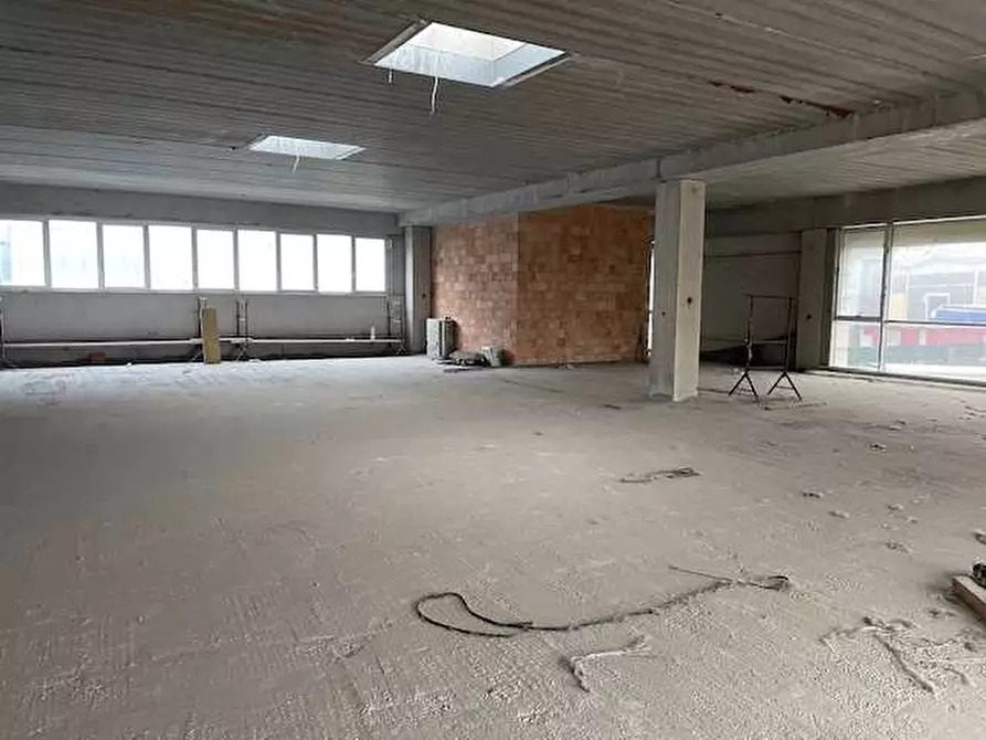 Immagine 14 di Capannone industriale in vendita  in STRADA MARTINELLA 74 a Parma