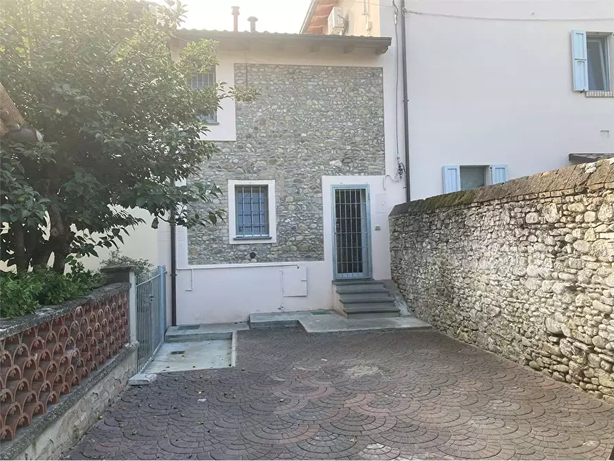 casa indipendente in affitto a Montechiarugolo