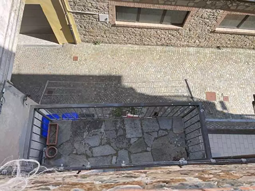 Immagine 9 di Appartamento in affitto  in PIAZZA ROMA 26 a Tizzano Val Parma