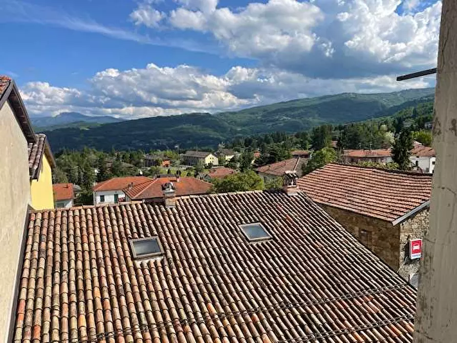 Immagine 4 di Appartamento in affitto  in PIAZZA ROMA 26 a Tizzano Val Parma