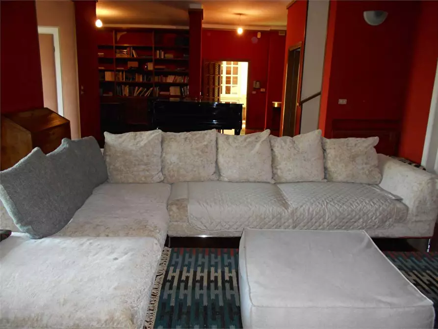 Immagine 34 di Villa in vendita  in strada maiatico 51 a Sala Baganza