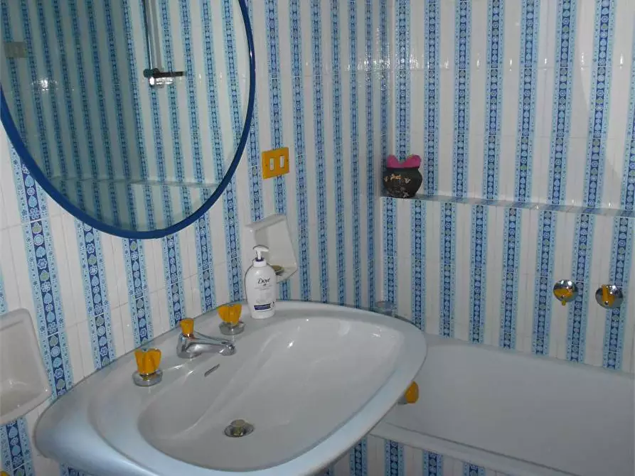 Immagine 58 di Villa in vendita  in strada maiatico 51 a Sala Baganza