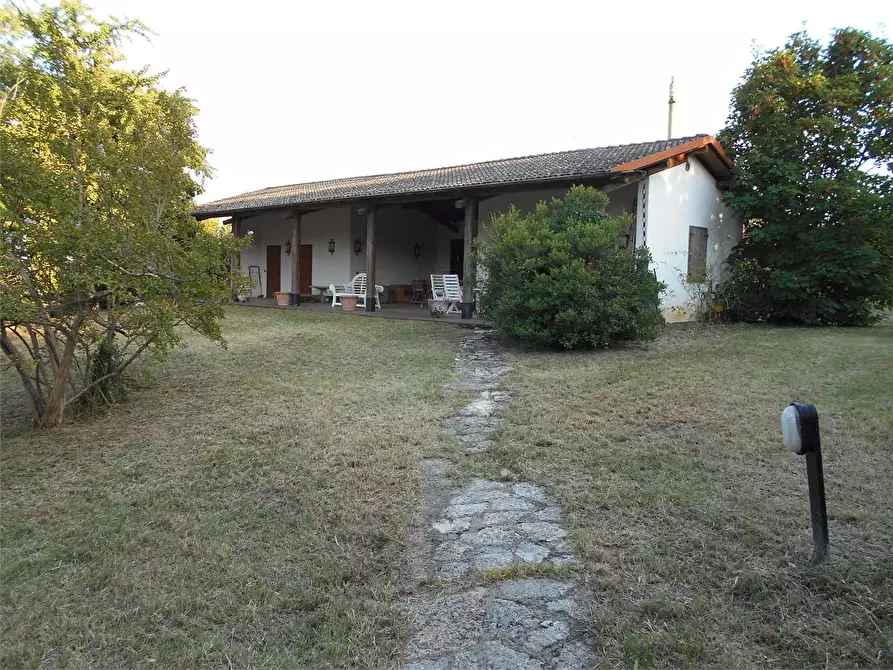 Immagine 11 di Villa in vendita  in strada maiatico 51 a Sala Baganza