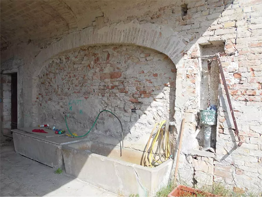 Immagine 18 di Rustico / casale in vendita  in strada certosino a Parma