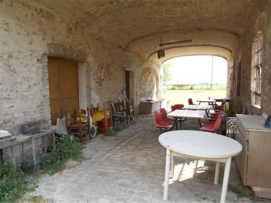 Immagine 19 di Rustico / casale in vendita  in strada certosino a Parma