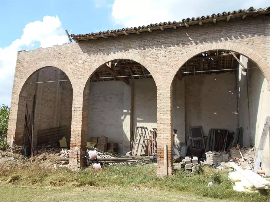 Immagine 40 di Rustico / casale in vendita  in strada certosino a Parma