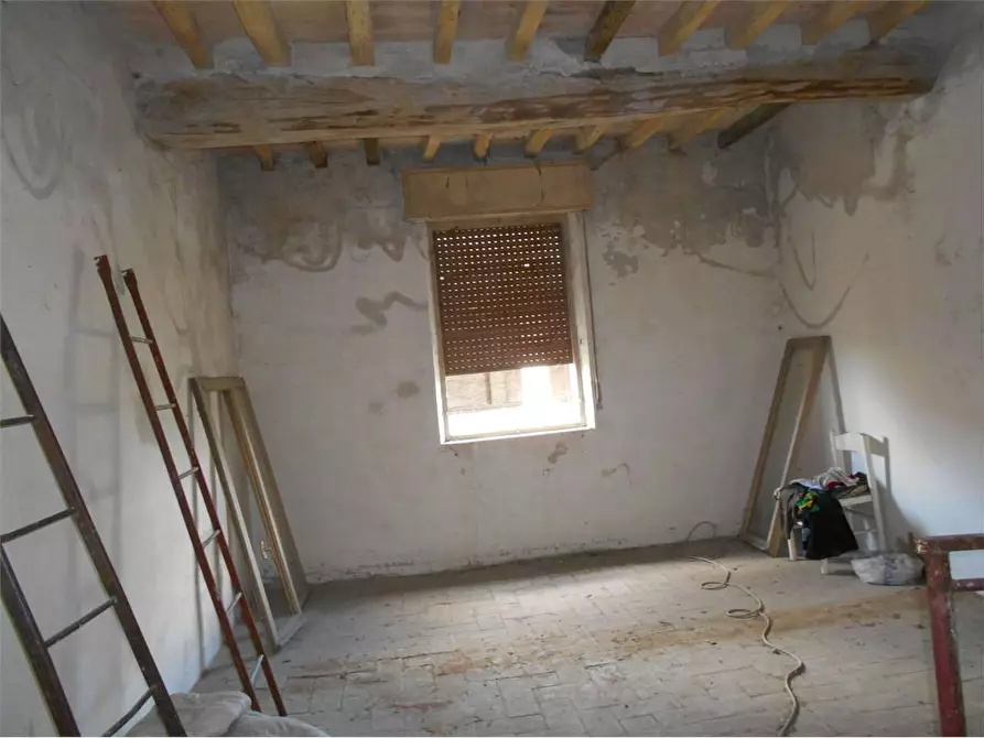 Immagine 28 di Rustico / casale in vendita  in strada certosino a Parma