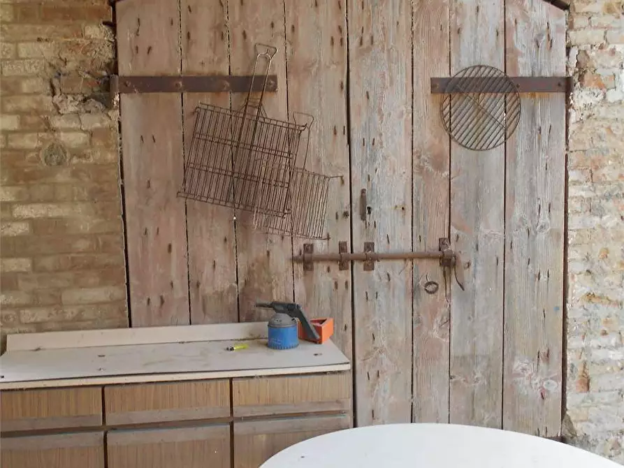 Immagine 39 di Rustico / casale in vendita  in strada certosino a Parma